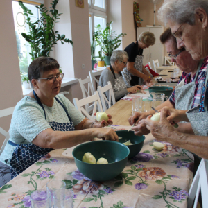 Zajęcia kulinarne - przygotowanie poczęstunku na ognisko